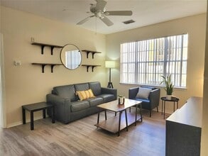 8137 Claire Ann Dr in Orlando, FL - Building Photo - Building Photo