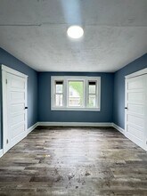 76 Ellis Ave, Unit 3 in Irvington, NJ - Building Photo - Building Photo