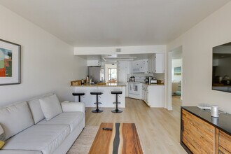 6908 Peachtree Rd, Unit SI ID1307615P in Carlsbad, CA - Building Photo - Building Photo