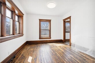 246 Western Ave in Waterloo, IA - Building Photo - Building Photo