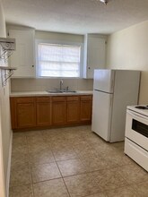 1098 Cherry St, Unit 4 in Jacksonville, FL - Building Photo - Building Photo