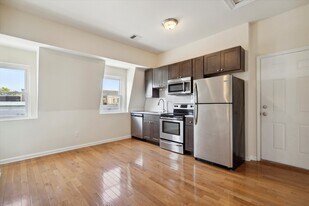 1519 N 16th St in Philadelphia, PA - Building Photo