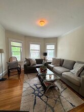 99 Kilsyth Rd, Unit 1 in Boston, MA - Building Photo - Building Photo