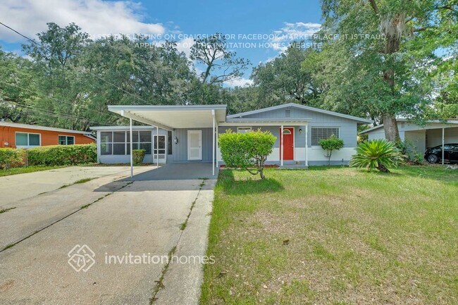4138 Lane Ave S in Jacksonville, FL - Foto de edificio - Building Photo