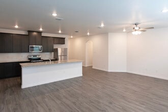 18795 Co Rd 4001 in Mabank, TX - Building Photo - Building Photo
