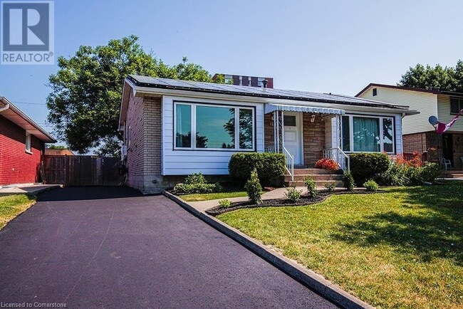 19 Meadowlark Dr