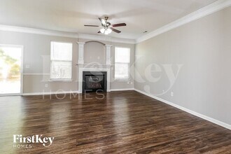 13724 Fairplains Ct in Charlotte, NC - Foto de edificio - Building Photo