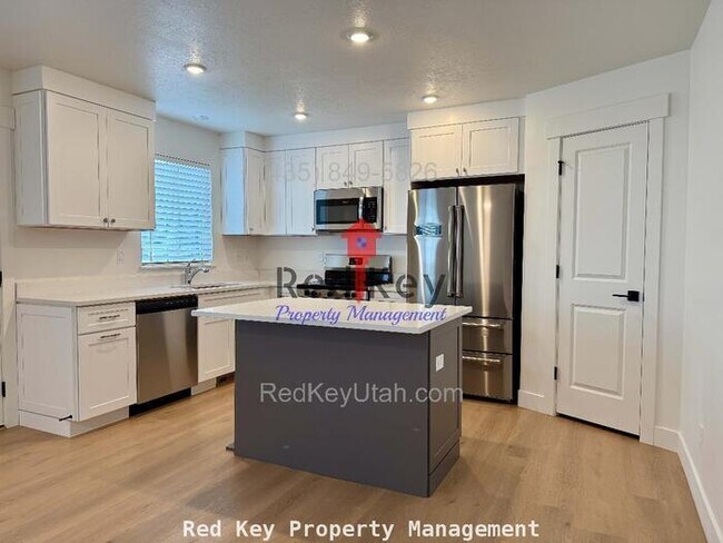 119 E 730 N in Tooele, UT - Building Photo - Building Photo