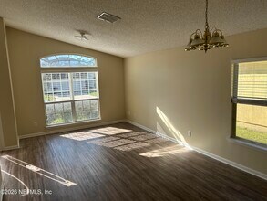 1425 Laurel Oak Dr in Orange Park, FL - Building Photo - Building Photo