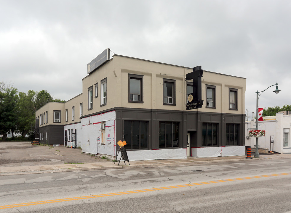 118 Main St in Penetanguishene, ON - Building Photo