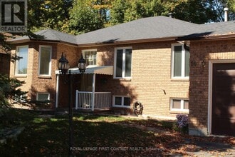 14 Fairway Crescent in Wasaga Beach, ON - Building Photo - Building Photo