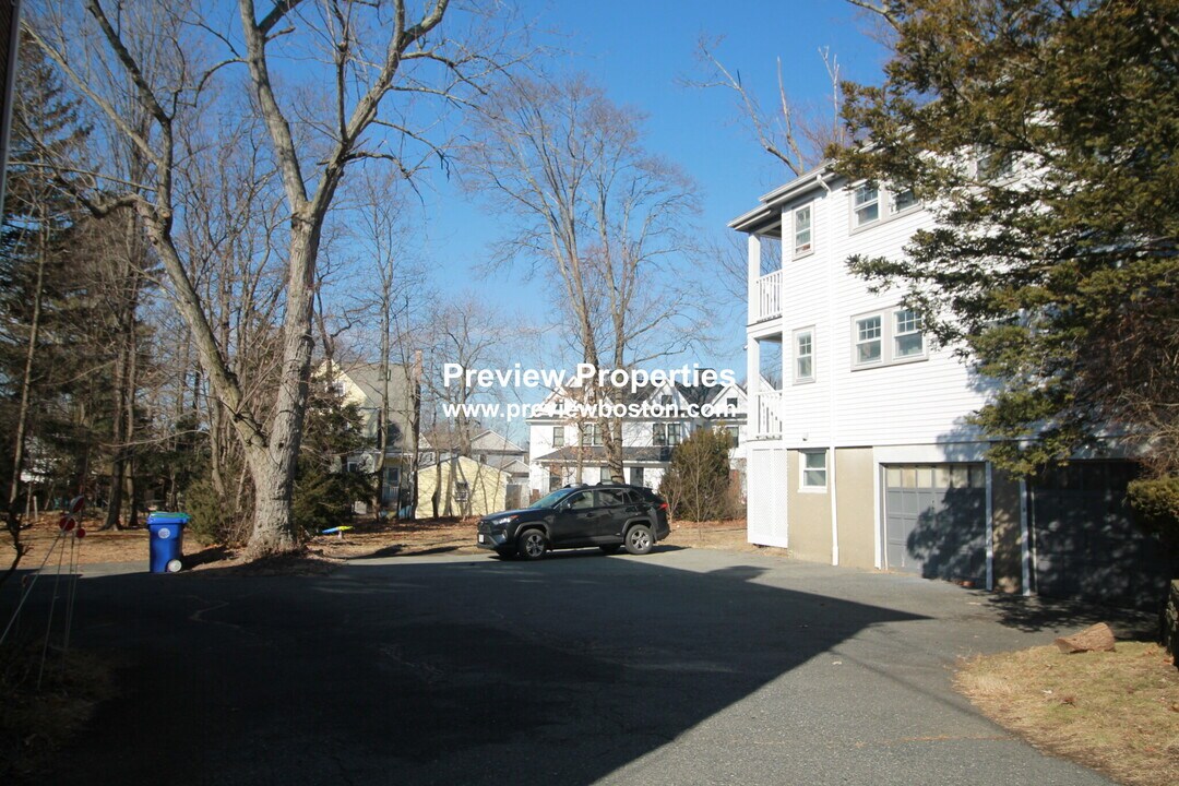103 Langdon St, Unit 1 in Newton, MA - Building Photo