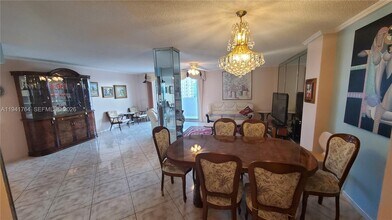 1833 S Ocean Dr in Hallandale Beach, FL - Building Photo - Building Photo