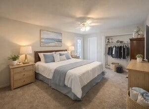 8660 Dexter-Pinckney Rd in Pinckney, MI - Building Photo - Building Photo