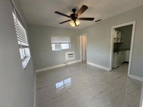 610 NE 37th St in Pompano Beach, FL - Building Photo - Building Photo