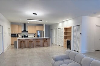233 NW 120th St in Miami, FL - Building Photo - Building Photo