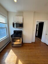 18 Whitby Ter, Unit B in Boston, MA - Building Photo - Building Photo