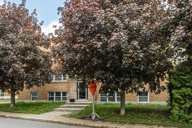 29 Putman Ave in Ottawa, ON - Building Photo - Building Photo