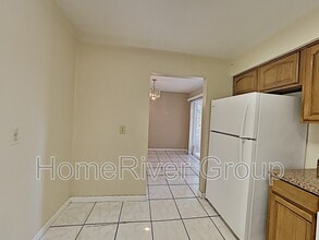123 Melanie Ln in Brandon, FL - Building Photo - Building Photo
