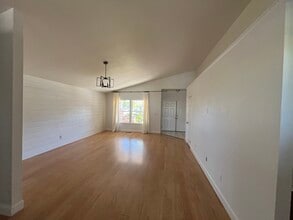 705 Summer Cir in Brentwood, CA - Building Photo - Building Photo