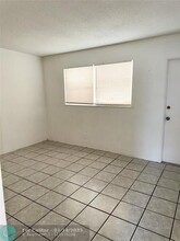 2420 Johnson St in Hollywood, FL - Building Photo - Building Photo