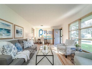 1331 Lancaster Ave in Minneapolis, MN - Building Photo - Building Photo