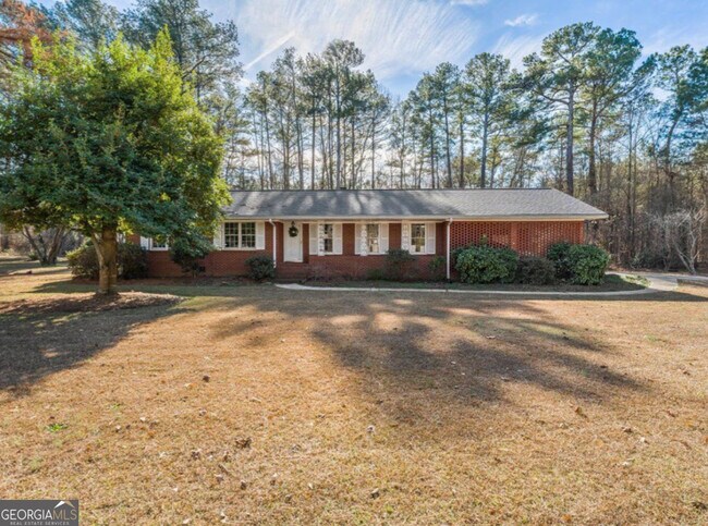 property at 1600 GA-92