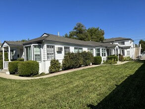 14710 Burbank Boulevard Apartments in Van Nuys, CA - Building Photo - Building Photo