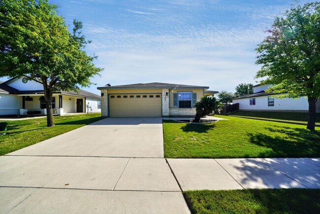 3508 Triangle Ranch in Schertz, TX - Foto de edificio - Building Photo