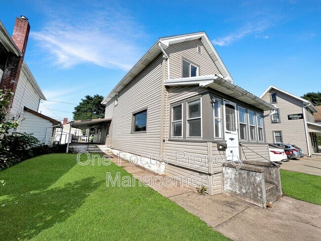 305 S Jones St in Lock Haven, PA - Building Photo - Building Photo