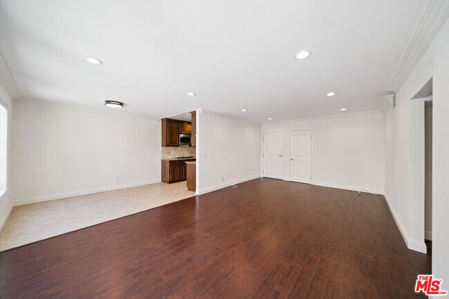 133 N Swall Dr in Beverly Hills, CA - Building Photo - Building Photo