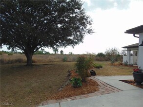 9012 E Mac Ct in La Belle, FL - Building Photo - Building Photo