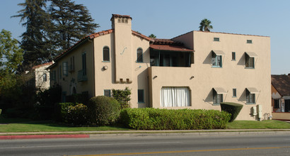 918 Topeka St in Pasadena, CA - Foto de edificio - Building Photo