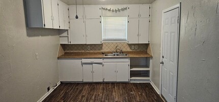 2501 SW Murray Dr in Oklahoma City, OK - Building Photo - Building Photo