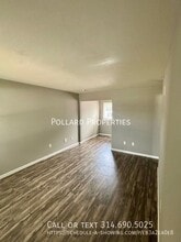 300 Arlington Way in Warrenton, MO - Building Photo - Building Photo