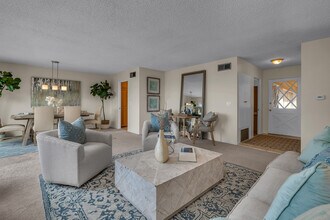 28845 Briarhurst Dr in Rancho Palos Verdes, CA - Building Photo - Building Photo