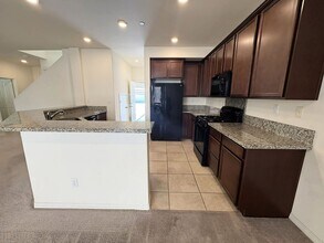 3695 Bur Oak Rd in San Bernardino, CA - Building Photo - Building Photo