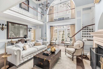 183 W 4th St in New York, NY - Building Photo - Building Photo