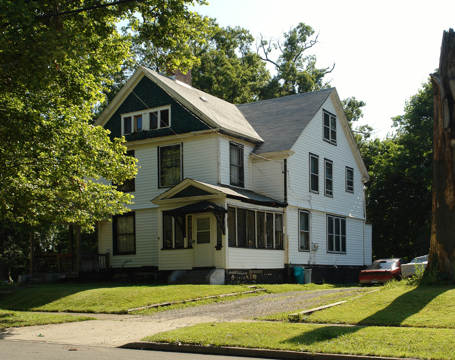 1419 Elm St in Youngstown, OH - Foto de edificio