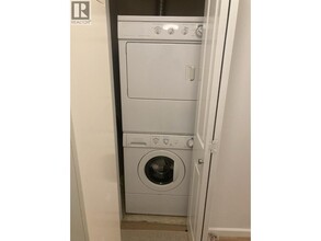 9262 University Crescent in Burnaby, BC - Building Photo - Building Photo