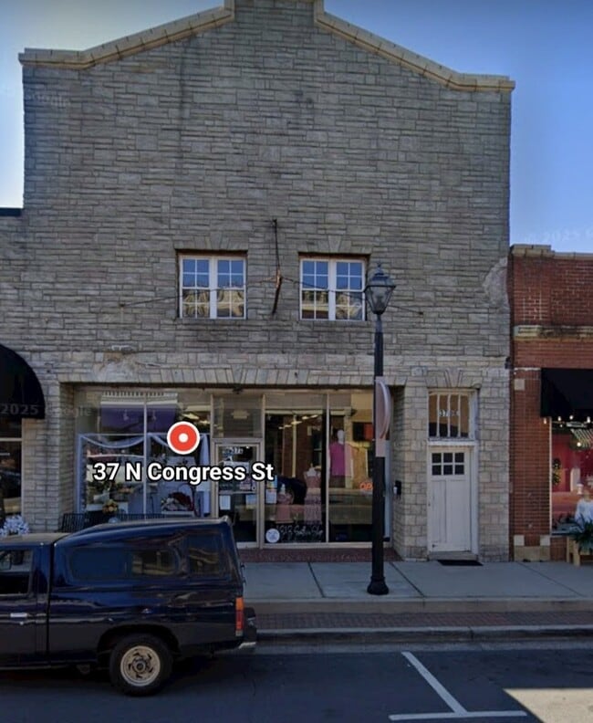 property at 37 N Congress St