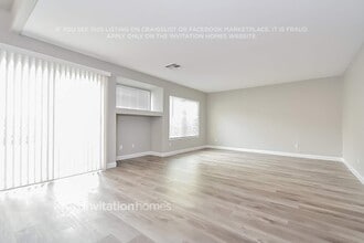 8764 Country View Ave in Las Vegas, NV - Building Photo - Building Photo