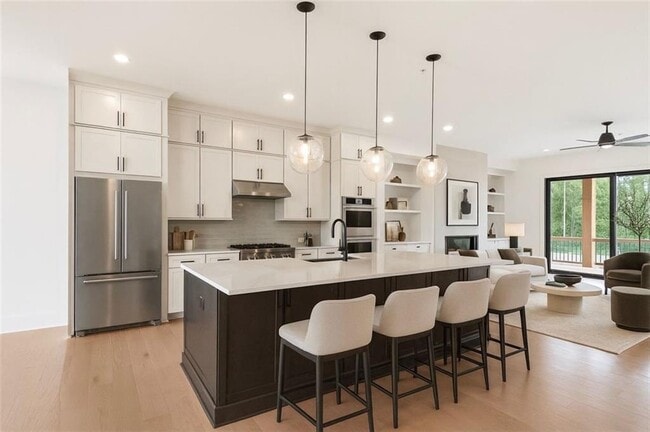 property at 2040 Juliette Ave