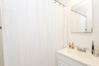 11421 Burnham St in Los Angeles, CA - Building Photo - Building Photo