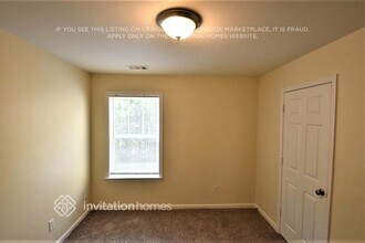 4345 Savannah Dr in College Park, GA - Building Photo - Building Photo