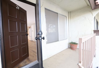 9647 Spyglass Ave, Unit 24 in Desert Hot Springs, CA - Building Photo - Building Photo
