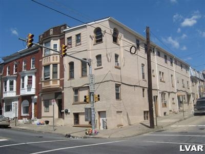 401 W Gordon St in Allentown, PA - Building Photo