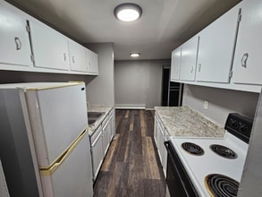 13540 Superior Rd in East Cleveland, OH - Foto de edificio - Building Photo