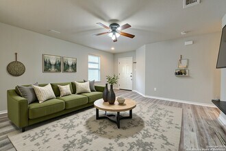 6711 Terra Ark Vw in Converse, TX - Building Photo - Building Photo