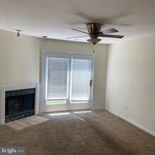 606 Marion Quimby Dr in Stevensville, MD - Building Photo - Building Photo